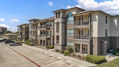 Villas at Mira Loma in Live Oak, TX - Foto de edificio - Building Photo