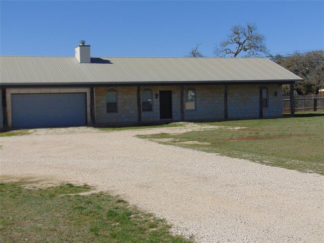 100A Chestnut Ridge in Dripping Springs, TX - Building Photo - Building Photo