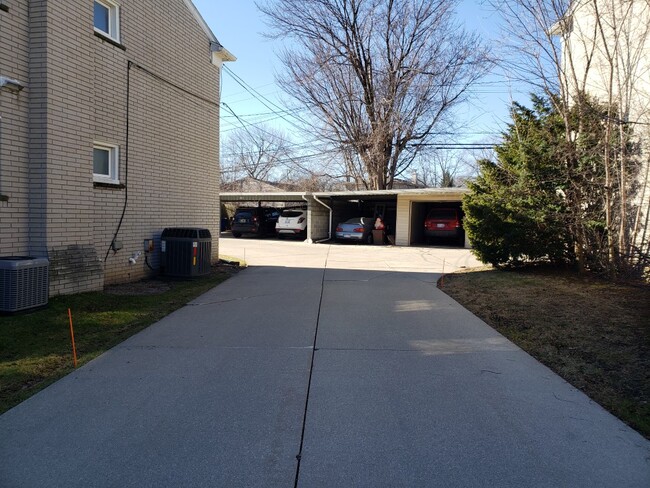 3105 Linwood Ave in Royal Oak, MI - Building Photo - Building Photo
