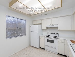1355 E Fort Lowell Rd in Tucson, AZ - Building Photo - Building Photo