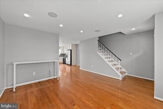 14505 Skipton Ct in Centreville, VA - Building Photo - Building Photo