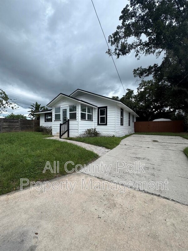 1441 Dann St in Orlando, FL - Building Photo - Building Photo
