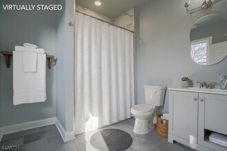 882 S 14th St in Newark, NJ - Foto de edificio - Building Photo