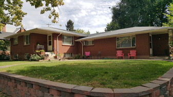 686-696 S Ogden St in Denver, CO - Building Photo