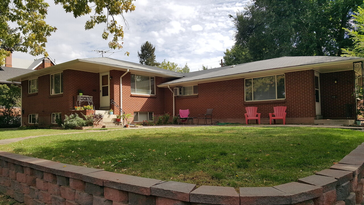 686-696 S Ogden St in Denver, CO - Foto de edificio