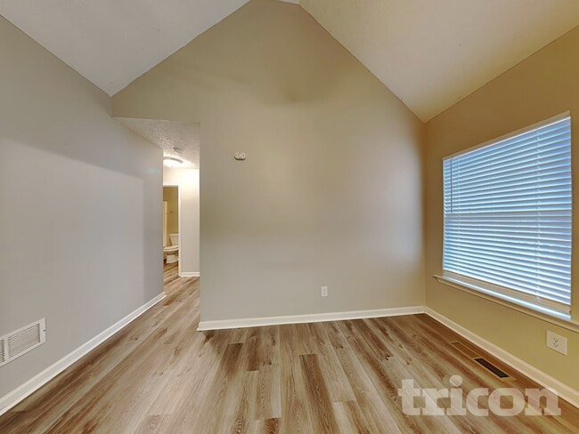 132 Diamond Ct in Carrollton, GA - Foto de edificio - Building Photo