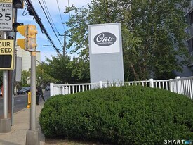 1 Strawberry Hill Ave in Stamford, CT - Building Photo