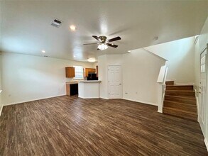 6914 Meador Ave in Austin, TX - Building Photo - Building Photo