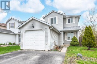 14 D'Ambrosio Dr in Barrie, ON - Building Photo