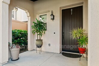 1513 White Sage Way in Carlsbad, CA - Building Photo - Building Photo