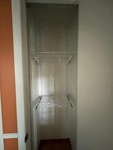 2440 River Rd, Unit 3E in River Grove, IL - Foto de edificio - Building Photo