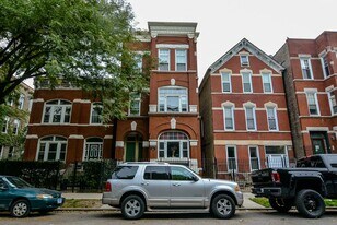 1741 W Huron St, Unit 2 in Chicago, IL - Building Photo