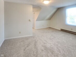 4 W Main St in Jamestown, IN - Building Photo - Building Photo