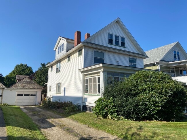 property at 434 Clinton Ct