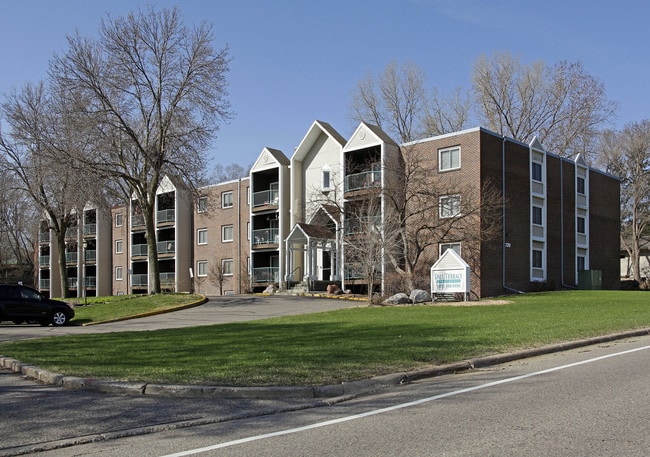 Dale Terrace in Roseville, MN - Foto de edificio - Building Photo