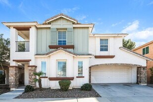 5211 Burton Dr in Phoenix, AZ - Building Photo