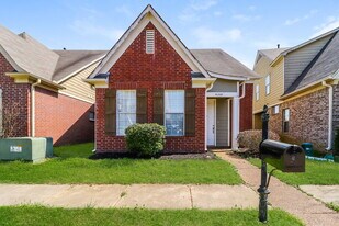 10203 Sterling Ridge Dr in Cordova, TN - Building Photo