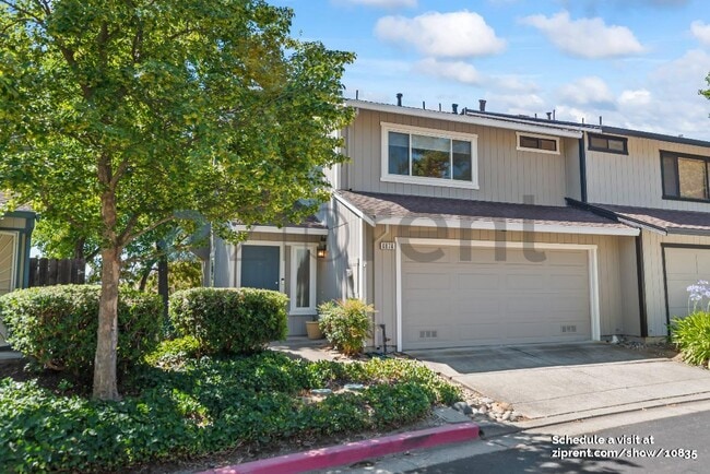 4874 Starflower Dr in Martinez, CA - Building Photo - Building Photo