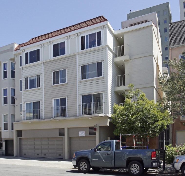 Cow Hollow/Pacific Heights in San Francisco, CA - Building Photo