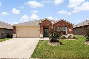 2113 Tulipwood Dr in Royse City, TX - Building Photo