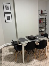 118 N Mozart St in Chicago, IL - Foto de edificio - Building Photo