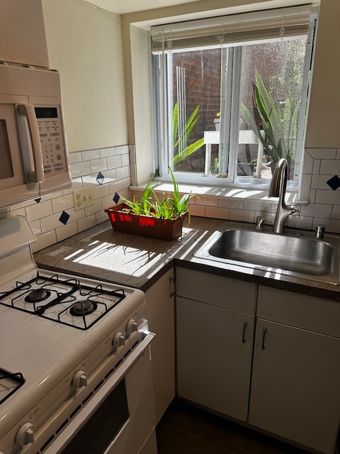 property at 1315 Park Rd NW