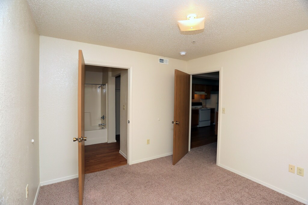 Claremore Creek Apartments Claremore, OK Apartments For Rent