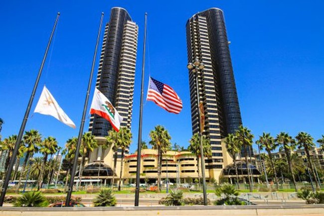 Harbor Club in San Diego, CA - Foto de edificio - Building Photo