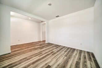 10520 Farm Hill Ave in Land O Lakes, FL - Building Photo - Building Photo