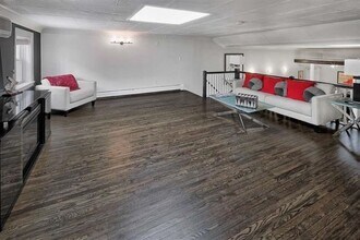 471 Palisade Ave in Jersey City, NJ - Building Photo - Building Photo