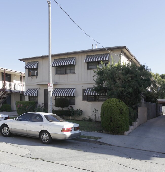 526 N Madison Ave in Los Angeles, CA - Foto de edificio - Building Photo