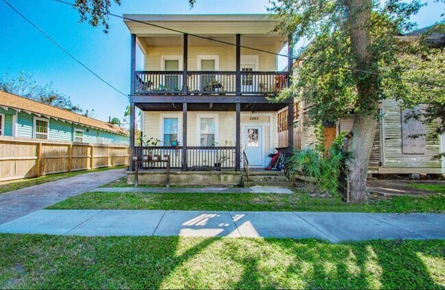2823 Avenue K in Galveston, TX - Foto de edificio - Building Photo