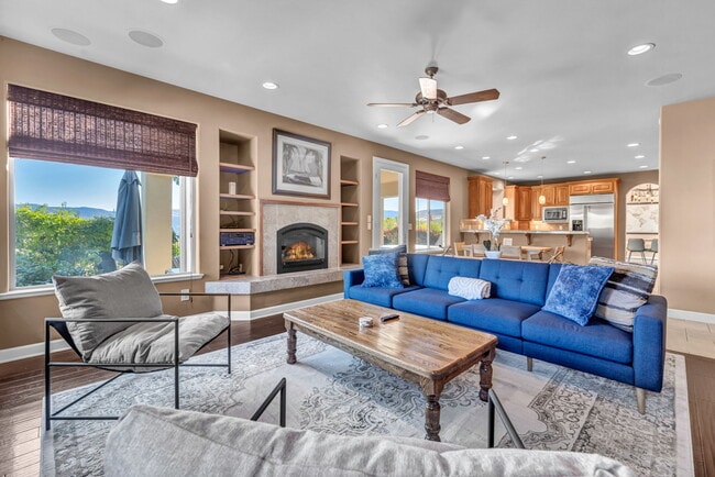 property at 1520 Taos Ln