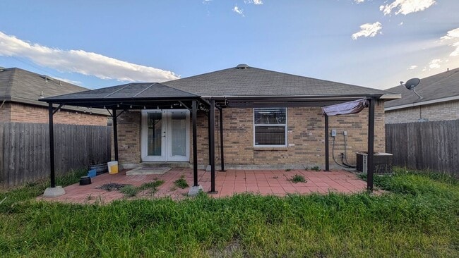 10619 Shaenview in San Antonio, TX - Building Photo - Building Photo