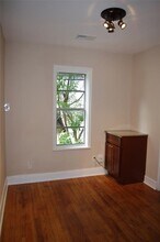4808 Woodhead St in Houston, TX - Building Photo - Building Photo