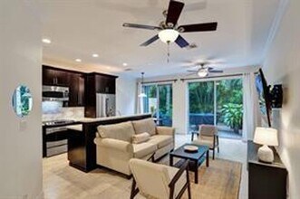 1962 NE 7th St in Deerfield Beach, FL - Building Photo - Building Photo