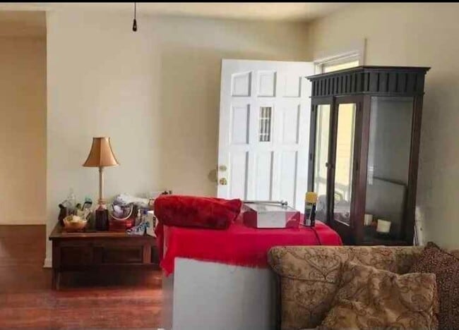 property at 13501 Joliet St