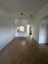 22621 SW 88th Pl in Cutler Bay, FL - Building Photo - Building Photo