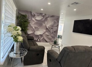 4531 SW 42nd Terrace in Fort Lauderdale, FL - Building Photo - Building Photo