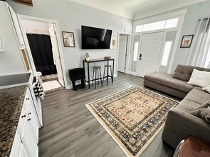 2510 W Main St in Tampa, FL - Building Photo - Building Photo