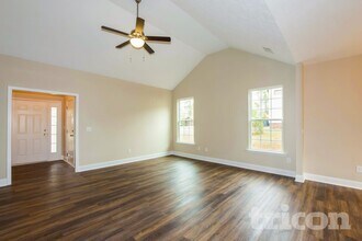 110 Darian Dr in Lexington, SC - Building Photo - Building Photo