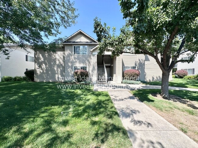 6244 W Corsair Ln in Boise, ID - Building Photo - Building Photo