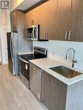 2782 Barton St E in Hamilton, ON - Building Photo - Building Photo