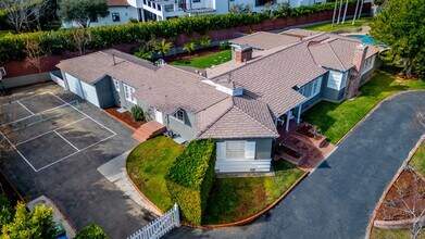 157 N Woodburn Dr in Los Angeles, CA - Building Photo - Building Photo