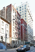 251 W 97th St in New York, NY - Building Photo - Primary Photo