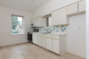 907 20th St, Unit B1 in Union City, NJ - Building Photo