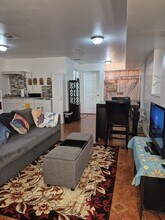 146 Terrace Ave in Jersey City, NJ - Foto de edificio - Building Photo