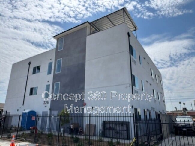 property at 226 W 87th St