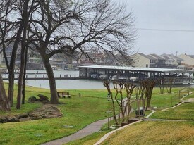 104 Lakeview Terrace