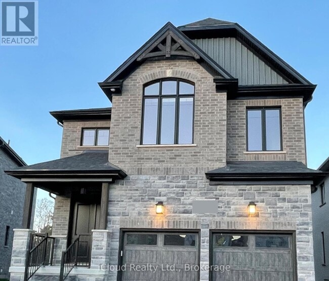 property at 27 Hollybrook Trail